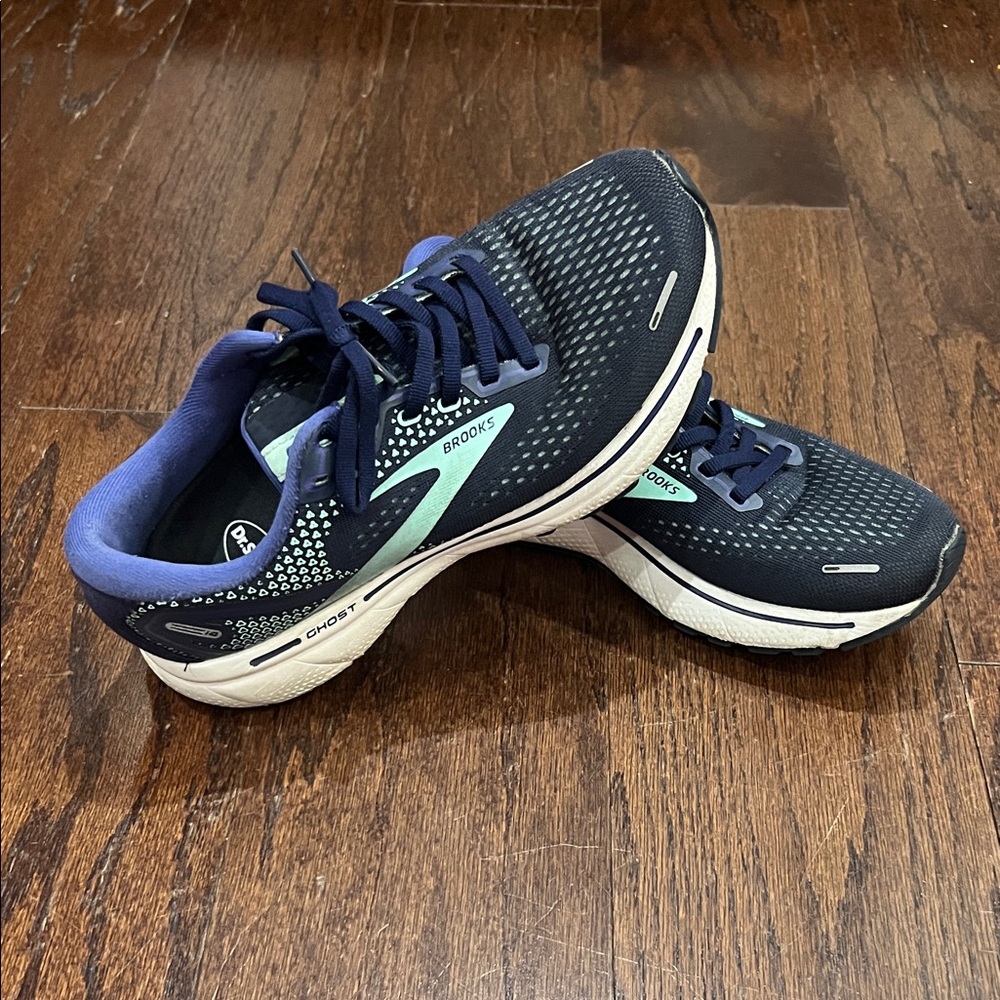 Brooks Black and Blue Athletic Shoes - Picture 2 of 4